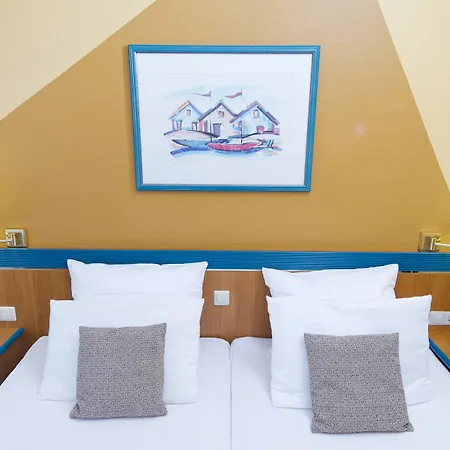 Hotel Sunday Hotel And Spa Wismar 4*
