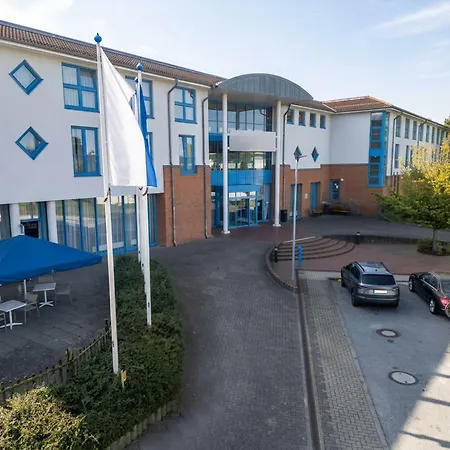 Sunday And Wismar Hotel 4*
